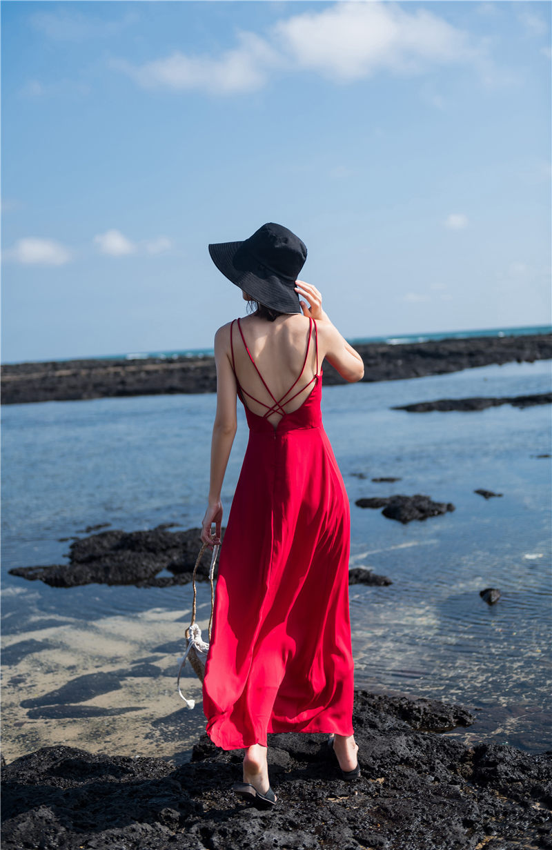 实拍2018新款性感海边度假沙滩长裙黑色吊带露背小心机漏背连衣裙