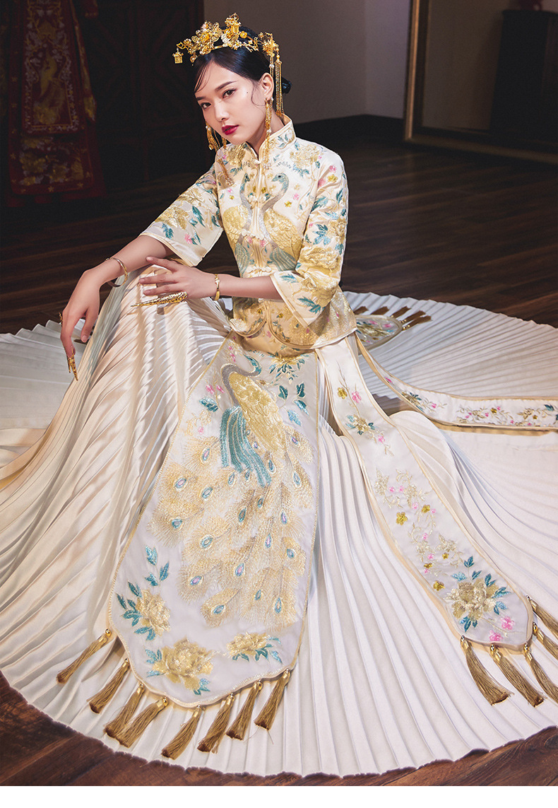 秀禾服香槟色显瘦秀禾服新娘2022新款结婚中式礼服秀和服绣和服