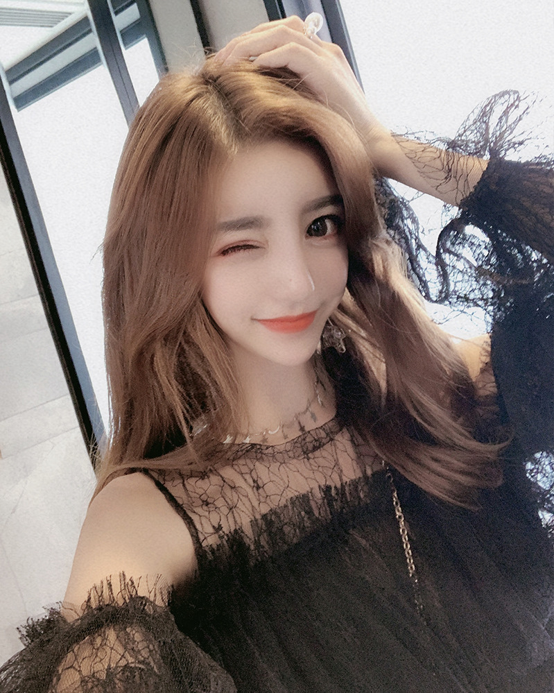 新款荷叶边性感露肩蕾丝透视拼接小洋装连衣裙收腰修身礼服裙