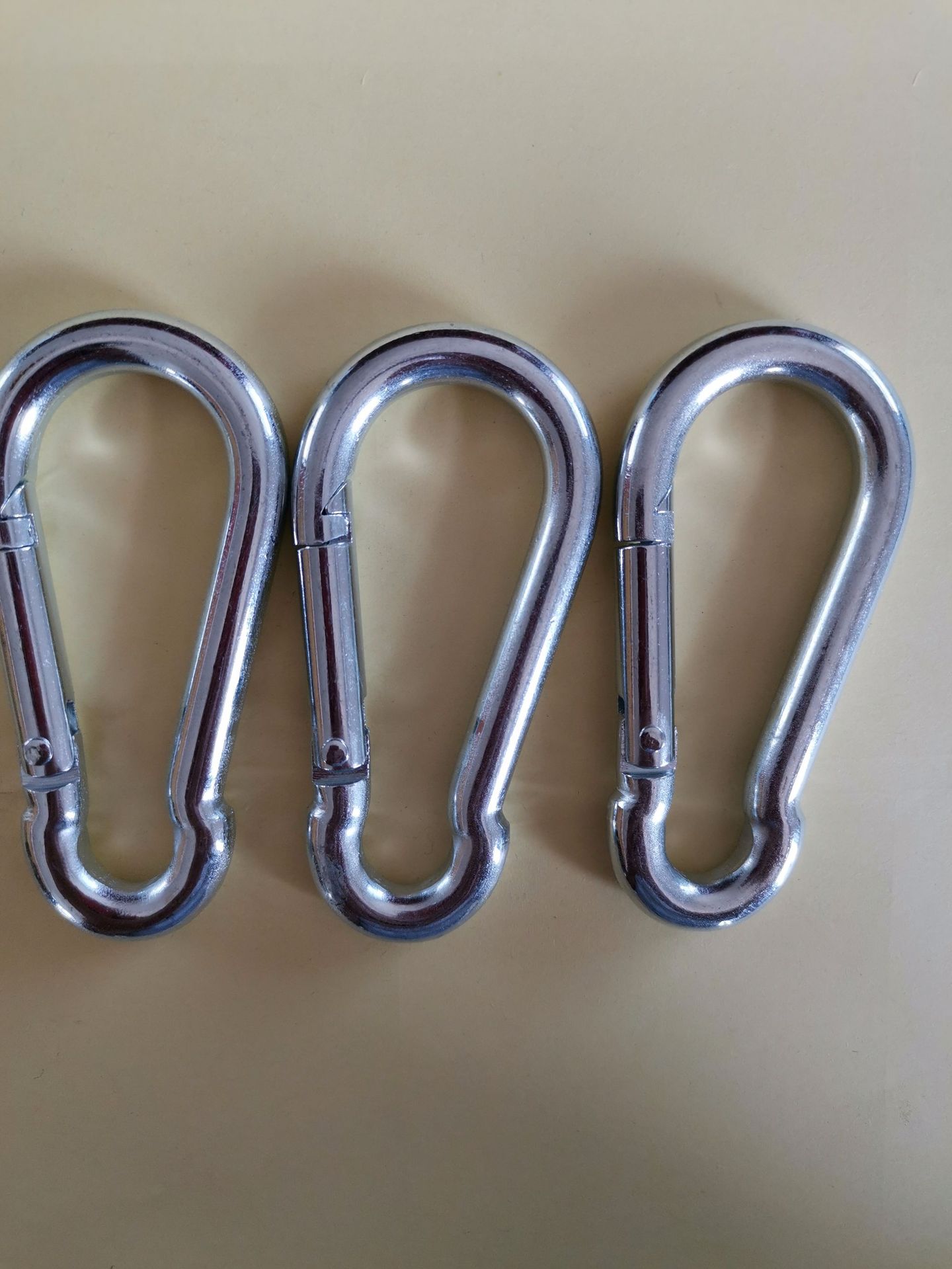 大量库存 低碳钢菱形弹簧钩 安全登山钩 飞行钩 户外登山钩