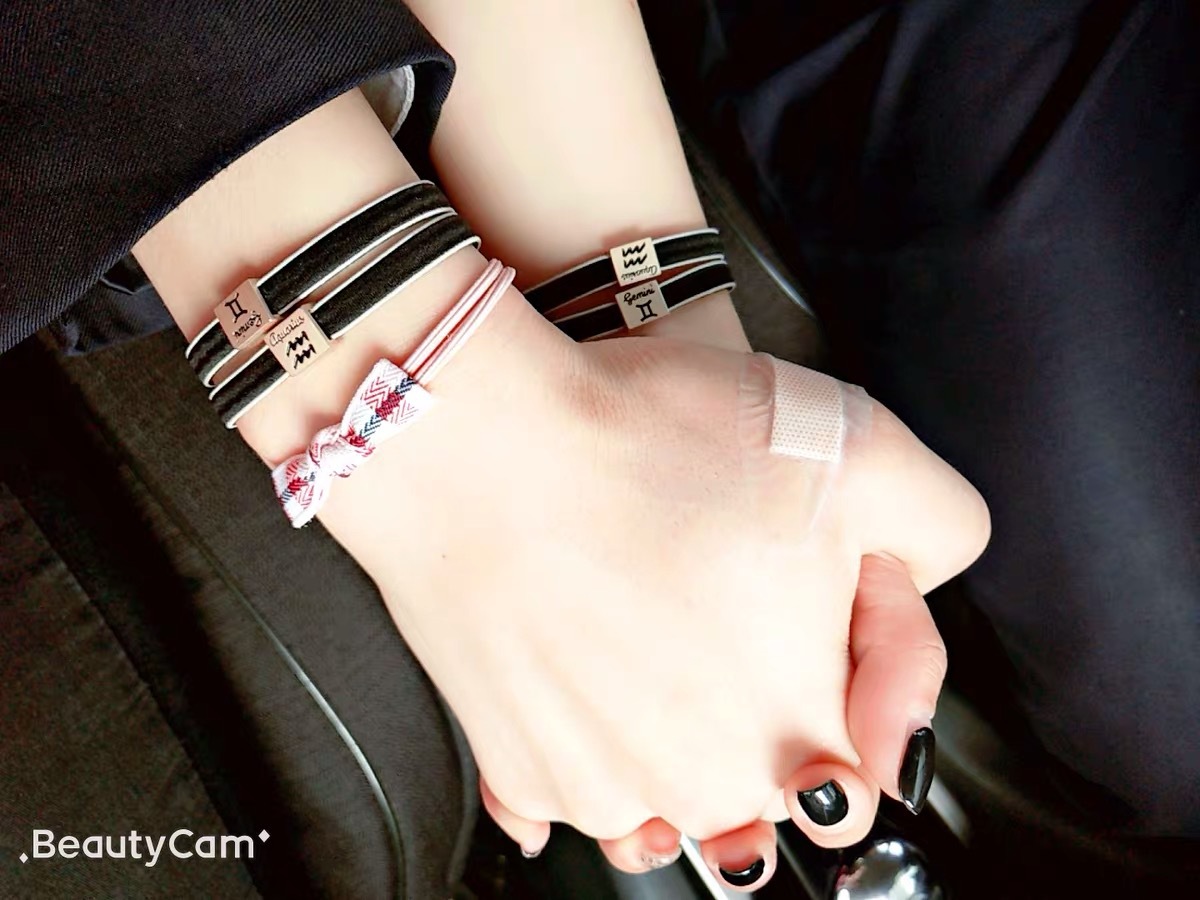 小皮筋发绳抖音情侣手腕一对给男朋友戴的可爱手链韩版简约网红