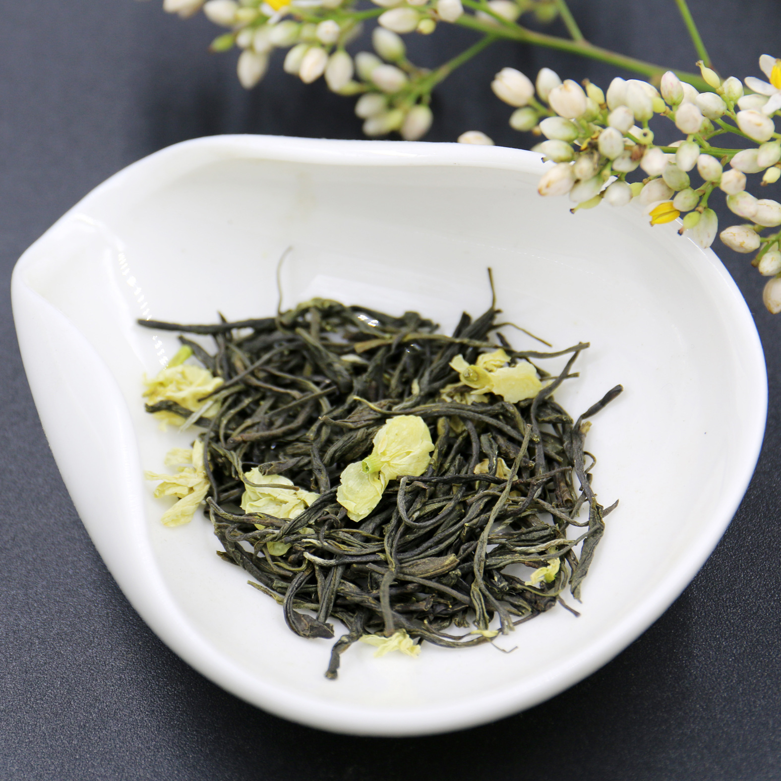 今年新茶碧潭级伏花飘雪茉莉花茶黑金刚毛尖型嫩芽浓香飘雪3