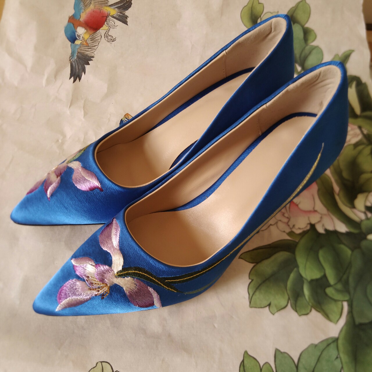 蜀绣鞋2021秋冬民族原创精品搭旗袍走秀鞋绸缎绣花女士高跟鞋