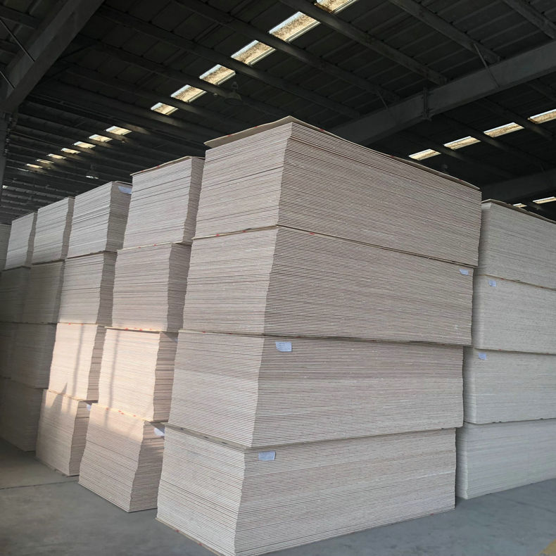 厂家供应 阻燃建筑板 阻燃包覆板 防火阻燃板