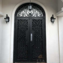 销售欧式风格圆弧形入户玻璃门铁艺碳钢金属双开防盗门黑色纱网门