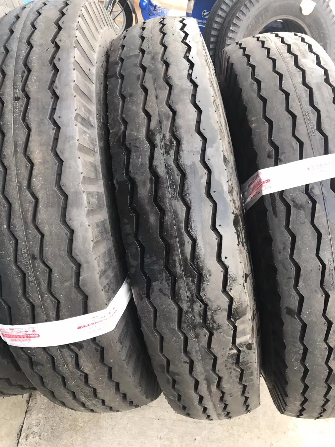 朝阳工程轮胎120024卡车轮胎120024斜交卡车胎三包