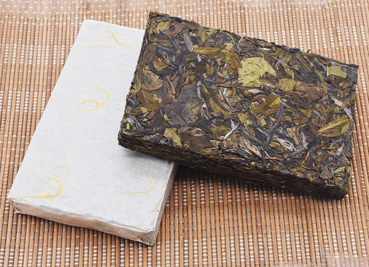 2019春茶250g冰岛黄金叶 云南勐库冰岛老寨古树普洱生茶黄叶片砖