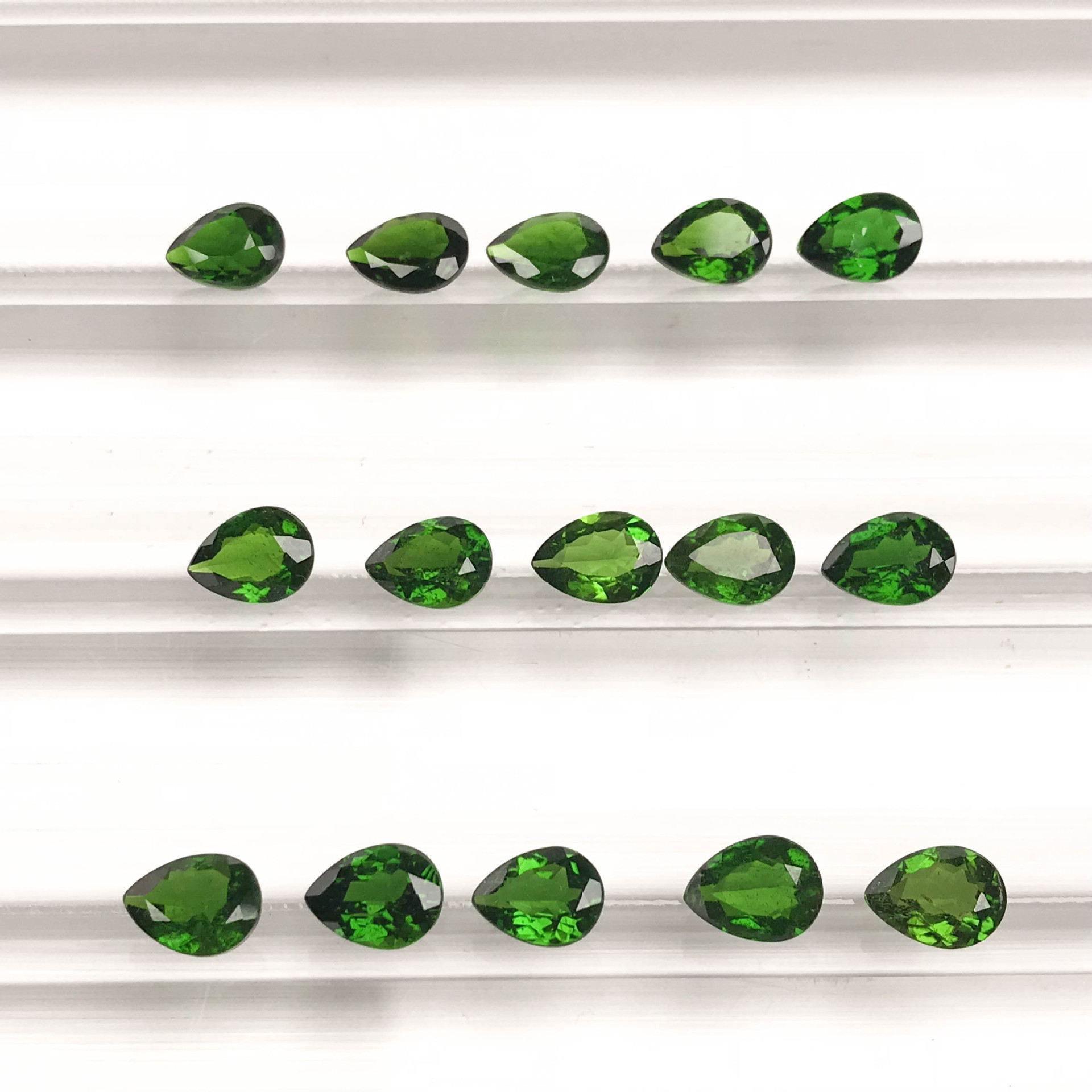 厂家批发天然透辉石戒指吊坠裸石空托戒托珠宝首饰定制加工生产