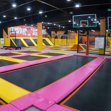 大型蹦床公园网红室内粘粘乐儿童游乐场设备蹦蹦床游乐园滑梯设备