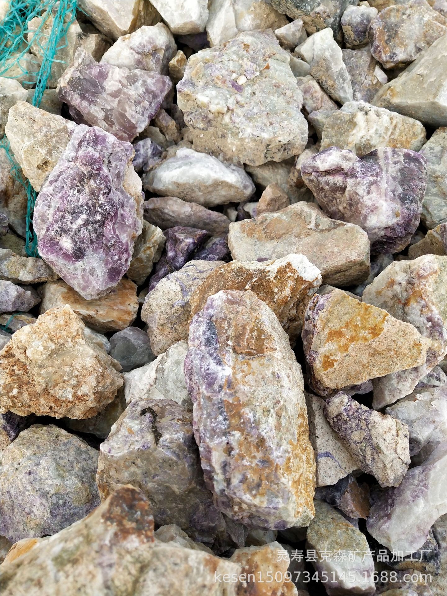 厂家加工萤石钢厂用 97氟化钙 萤石粉原矿 焊剂用 萤石颗粒