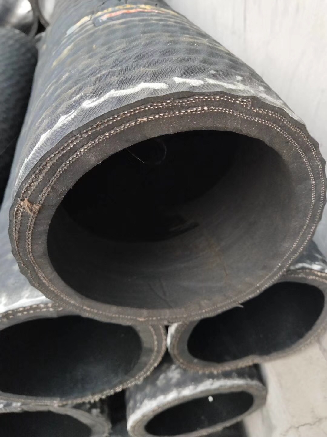 厂家直供钢丝橡胶管吸排注浆管输油管喷砂管排水管电缆管