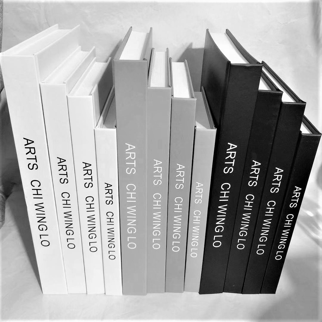 仿真书外文装饰真书非假书精装书硬壳真书样板房书房餐桌书柜摆件