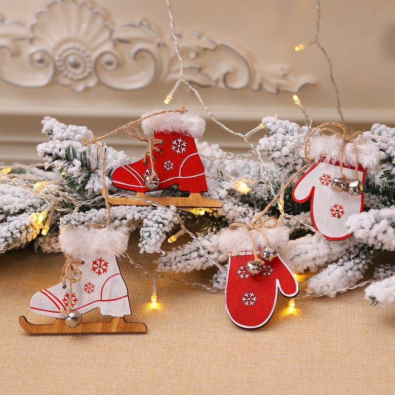 2019 New Christmas Decoration Supplies Christmas Gloves Boots Pendant Window Small Tree Christmas Tree Ornaments Wholesale