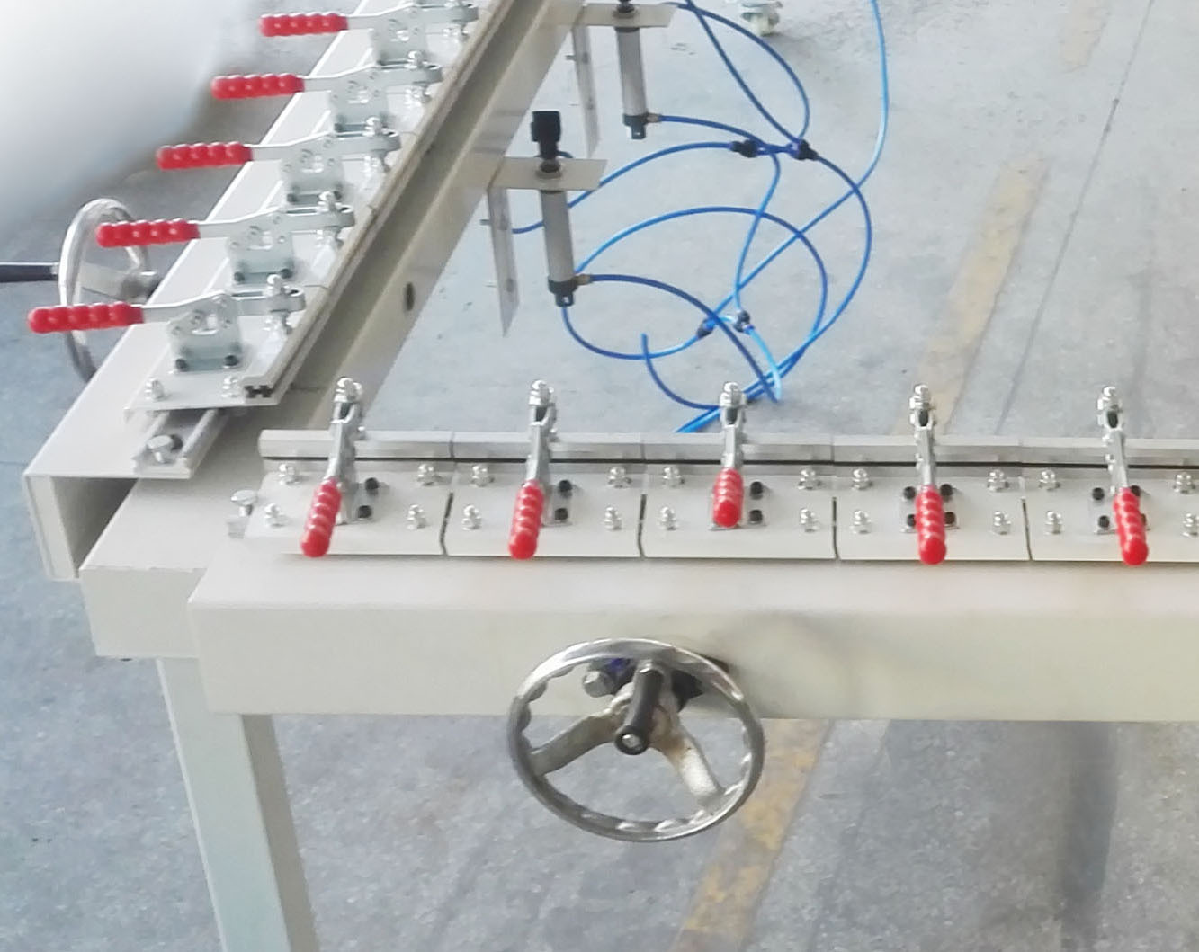 东莞厂家直销龙安1518l丝印绷网机丝网张网机机械式拉网机拉网器