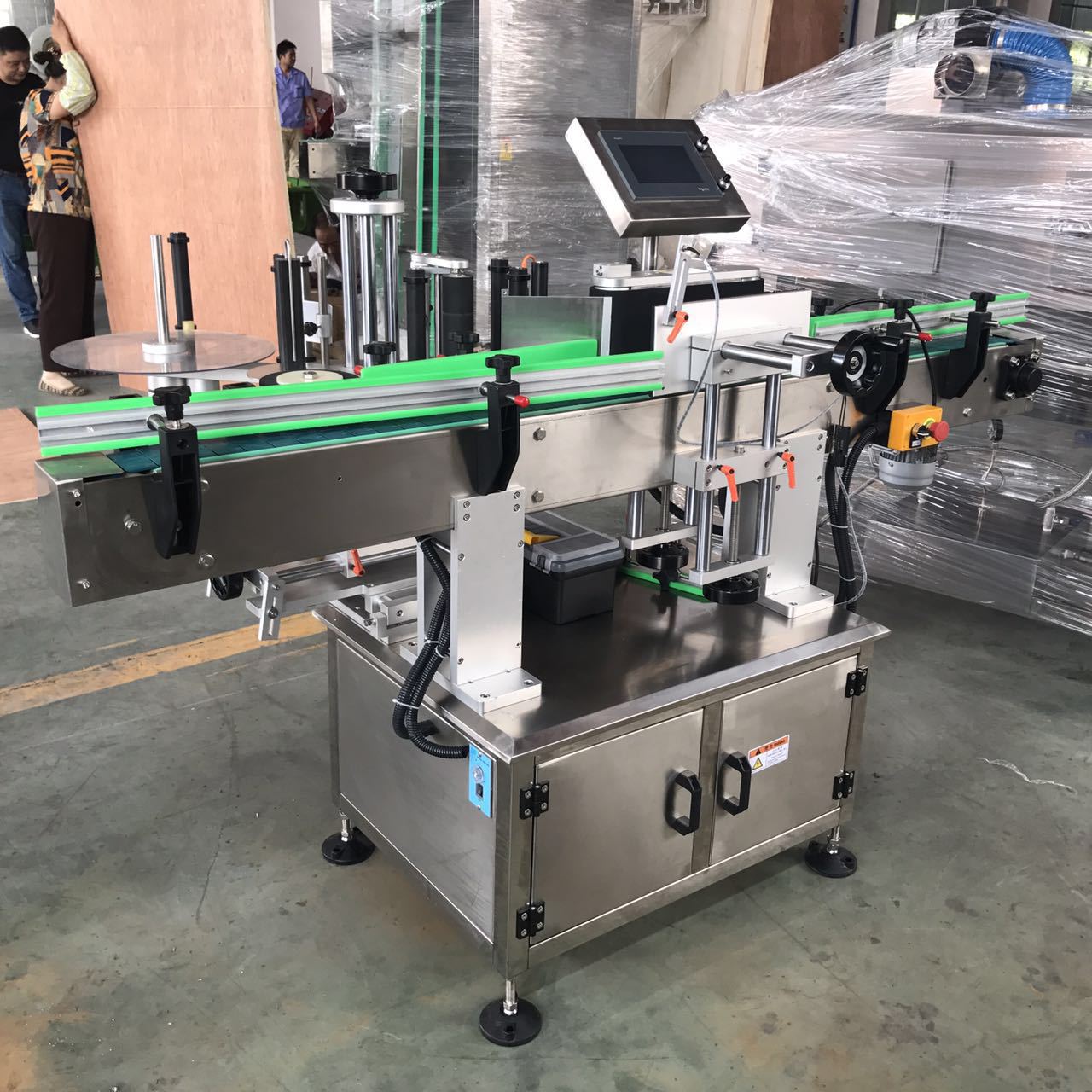 全自动圆瓶贴标机 多功能贴标机械设备 高速不干胶标签贴标机