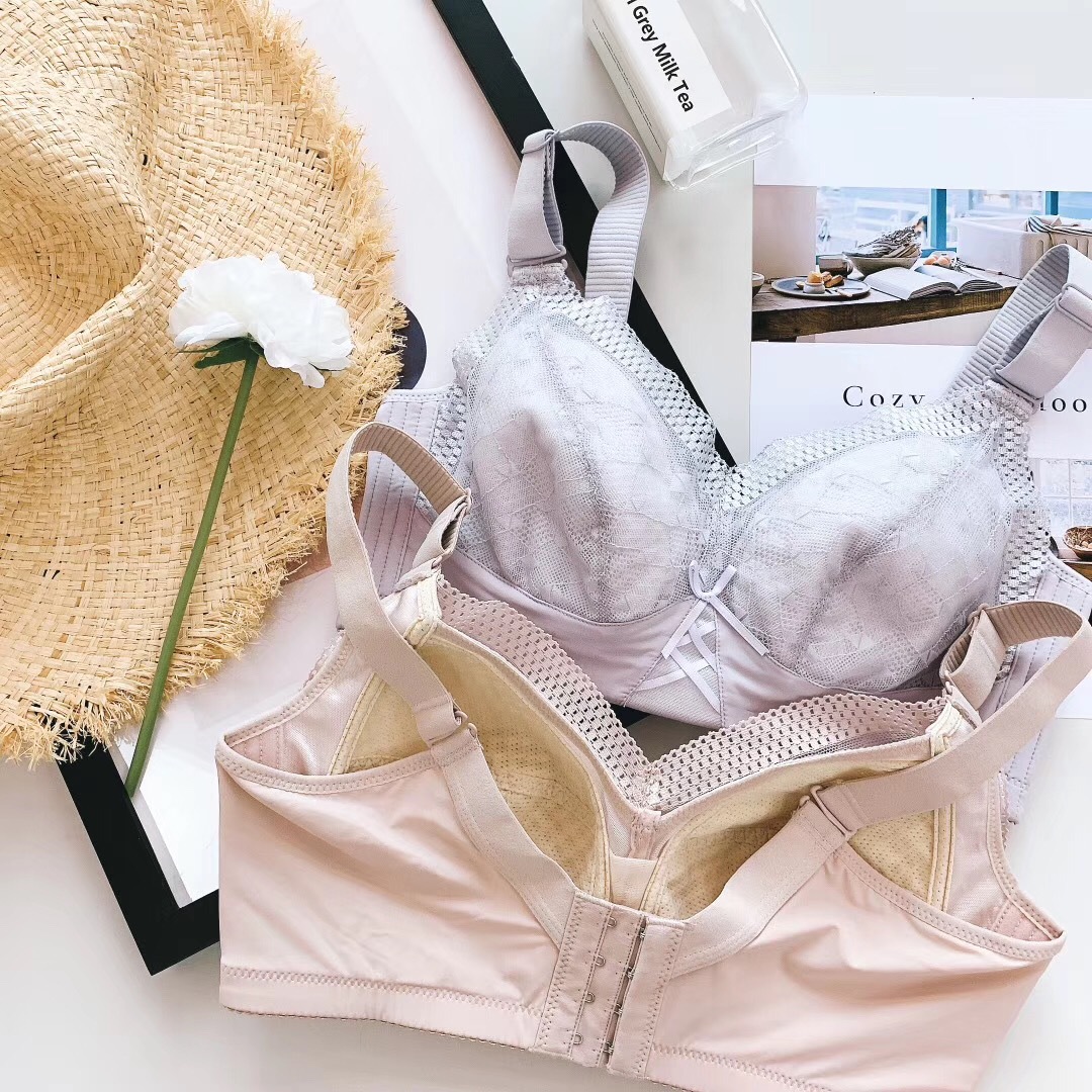聚拢文胸_钢圈薄款内衣收副乳调整型透气海绵性感蕾丝大码文胸