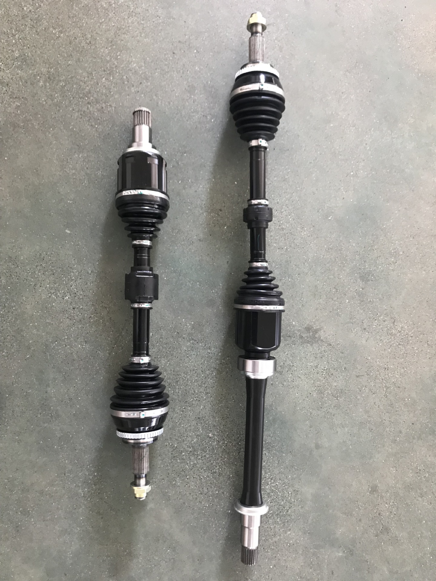 球笼式等速传动轴