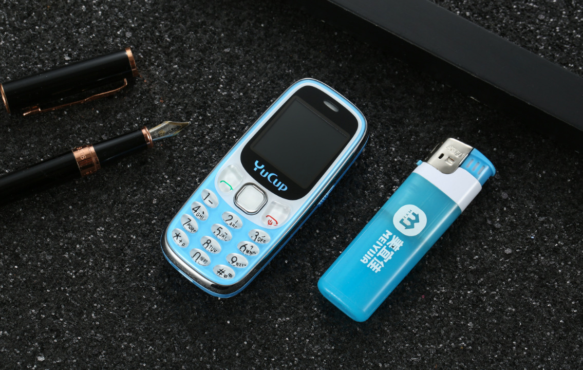 迷你可爱儿童男女学生老年老人卡片手机移动电信袖珍备用超小手机