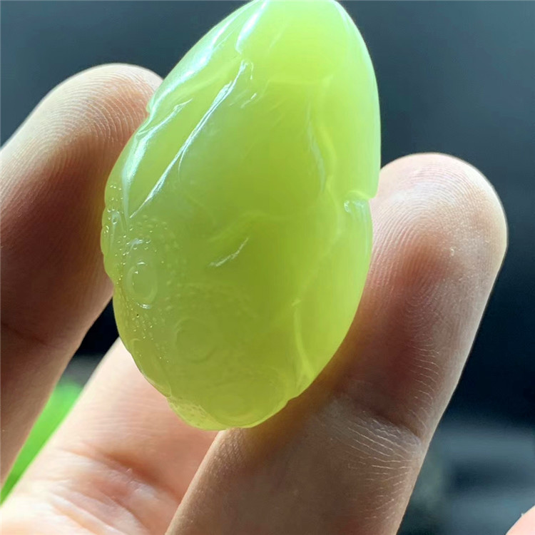 新疆和田玉若羌黄玉荷花挂件玉坠黄绿色黄口玉吊坠挂坠带证书