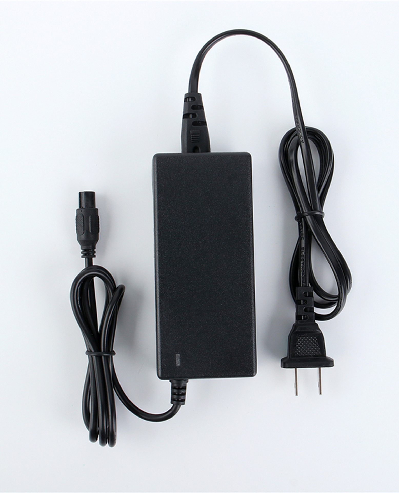 两轮双轮平衡车充电器36v电源适配器三孔插头42v2a通用充电器带线