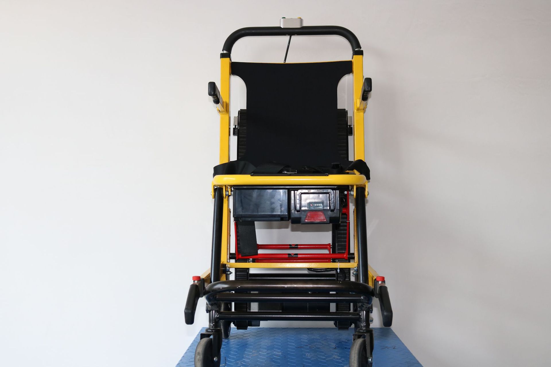 康复爬楼车 折叠爬楼车 履带是爬楼车