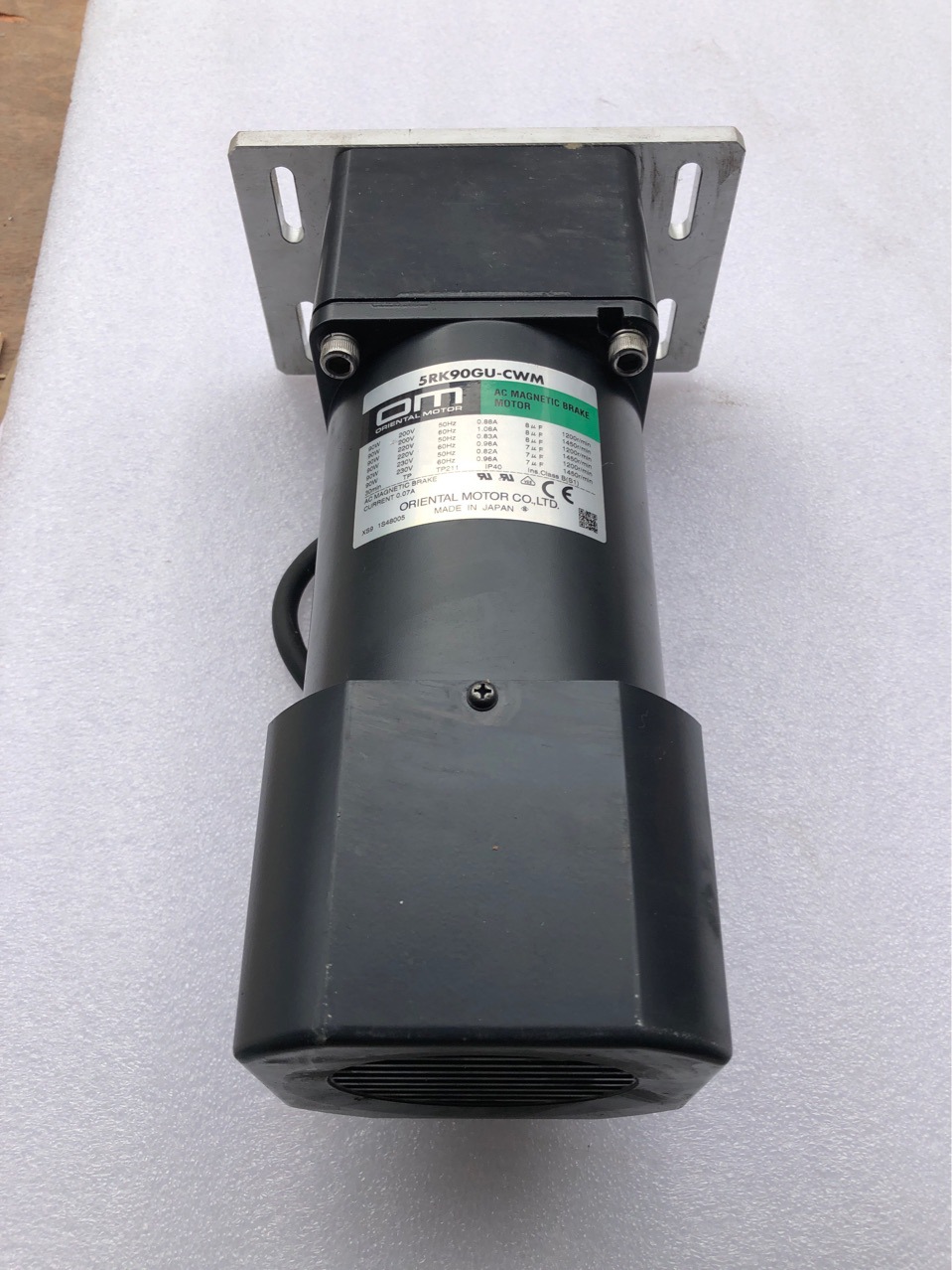 om东方马达90w220v刹车减速电机5rk90gu-cwm