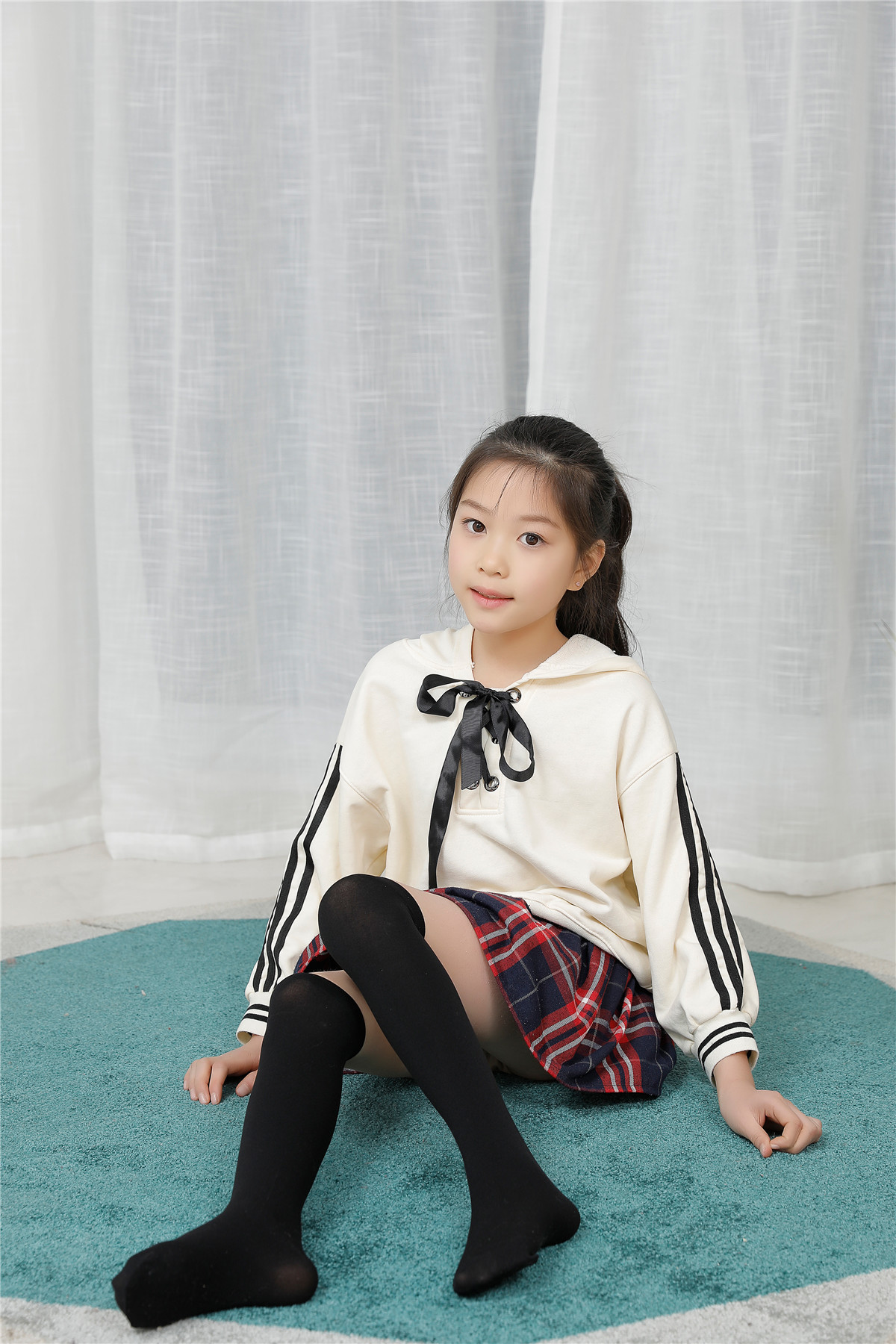 纯黑色长筒袜男女童天鹅绒高弹性过膝袜子夏季薄款学生黑袜子高筒