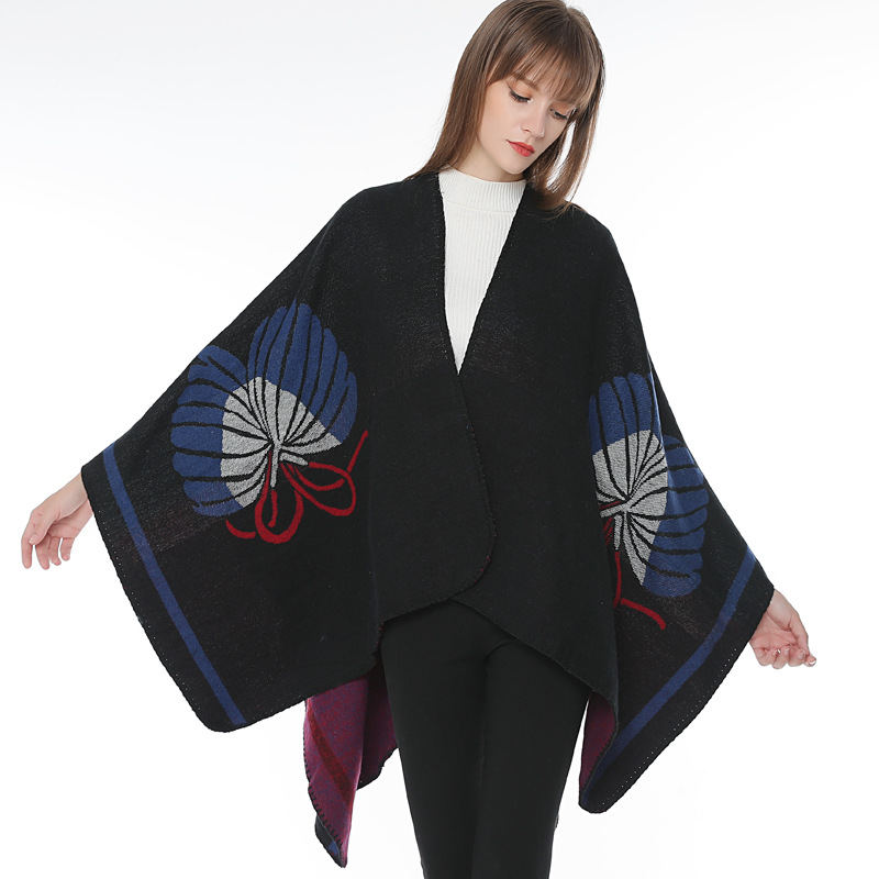 外贸欧美三只蝴蝶斗篷大披肩开叉旅游两用加厚保暖多功能围巾批发
