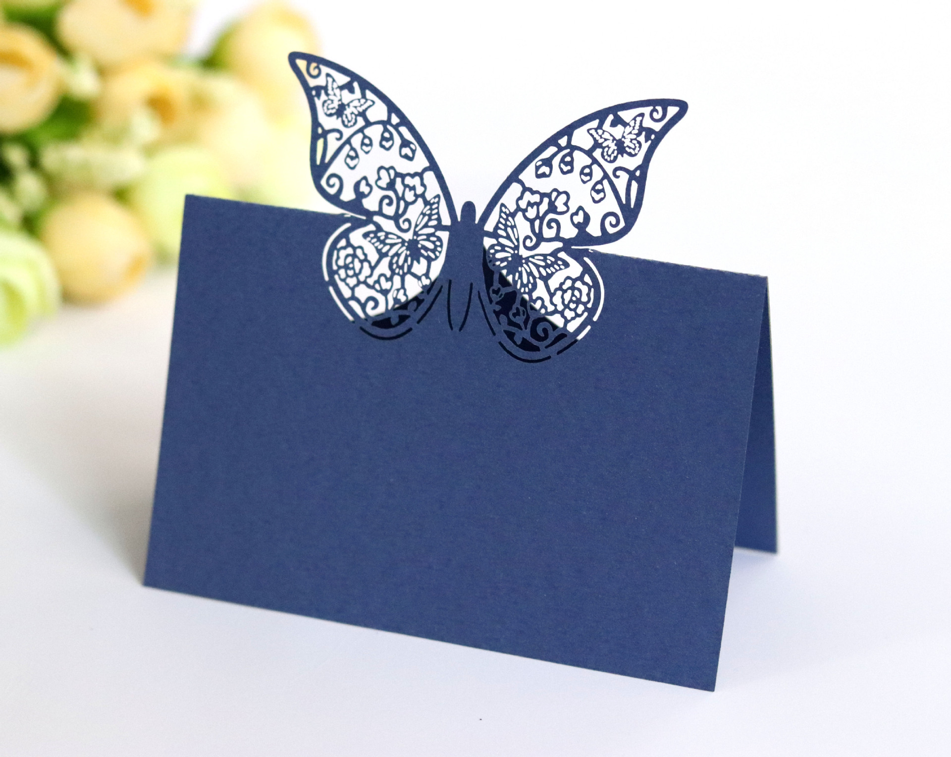 欧式结婚席位卡 蝴蝶卡片激光镂空纸桌卡 座位牌卡姓名座次卡批发