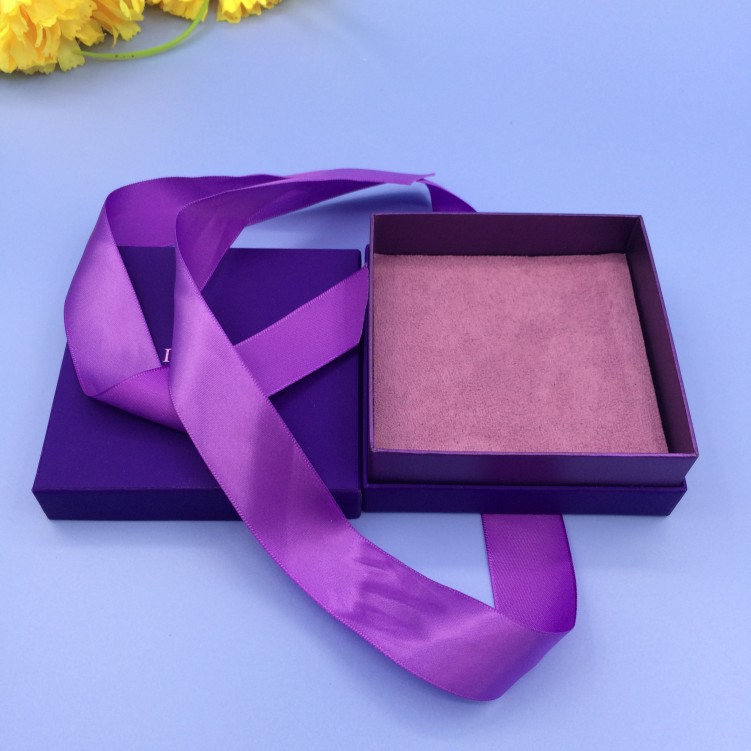 东莞厂家长期生产礼品包装盒 纸质丝带盒子 天地盖纸盒批发定制