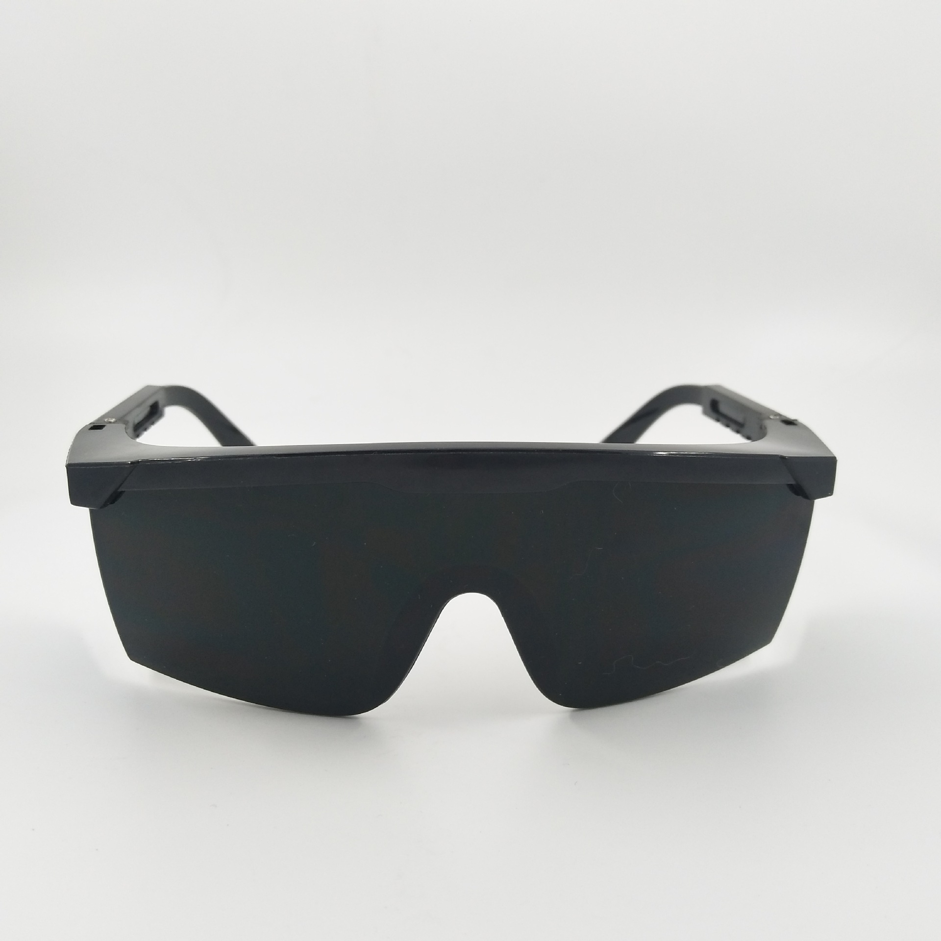 北京深色树脂片8号色绿色电焊用眼镜防冲击防强光护目镜防