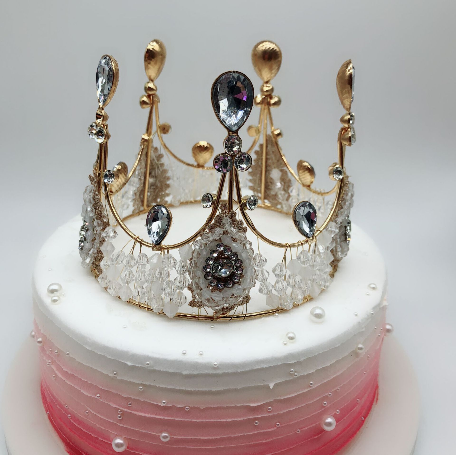 厂家直销蕾丝水晶生日烘焙王冠大圆儿童新娘女王头饰皇冠蛋糕装饰