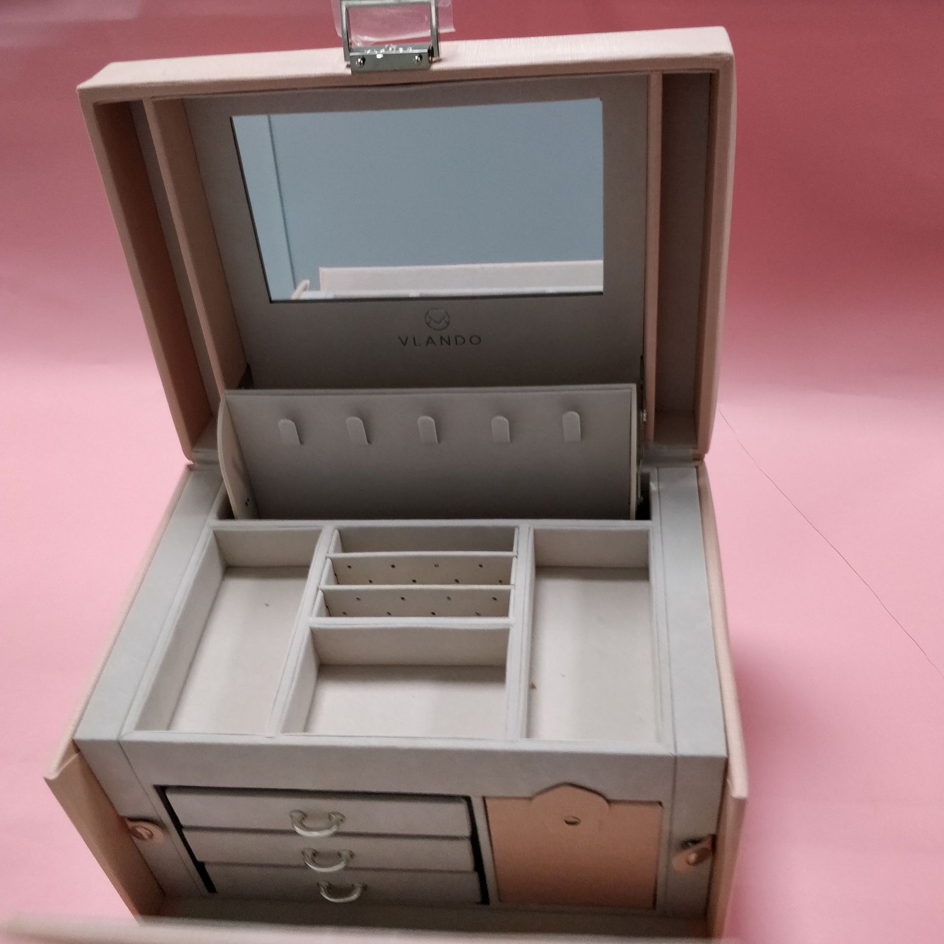 wb0020 材质 木质材料 包装层次 运输包装 包装型式 箱子 用途 珠宝