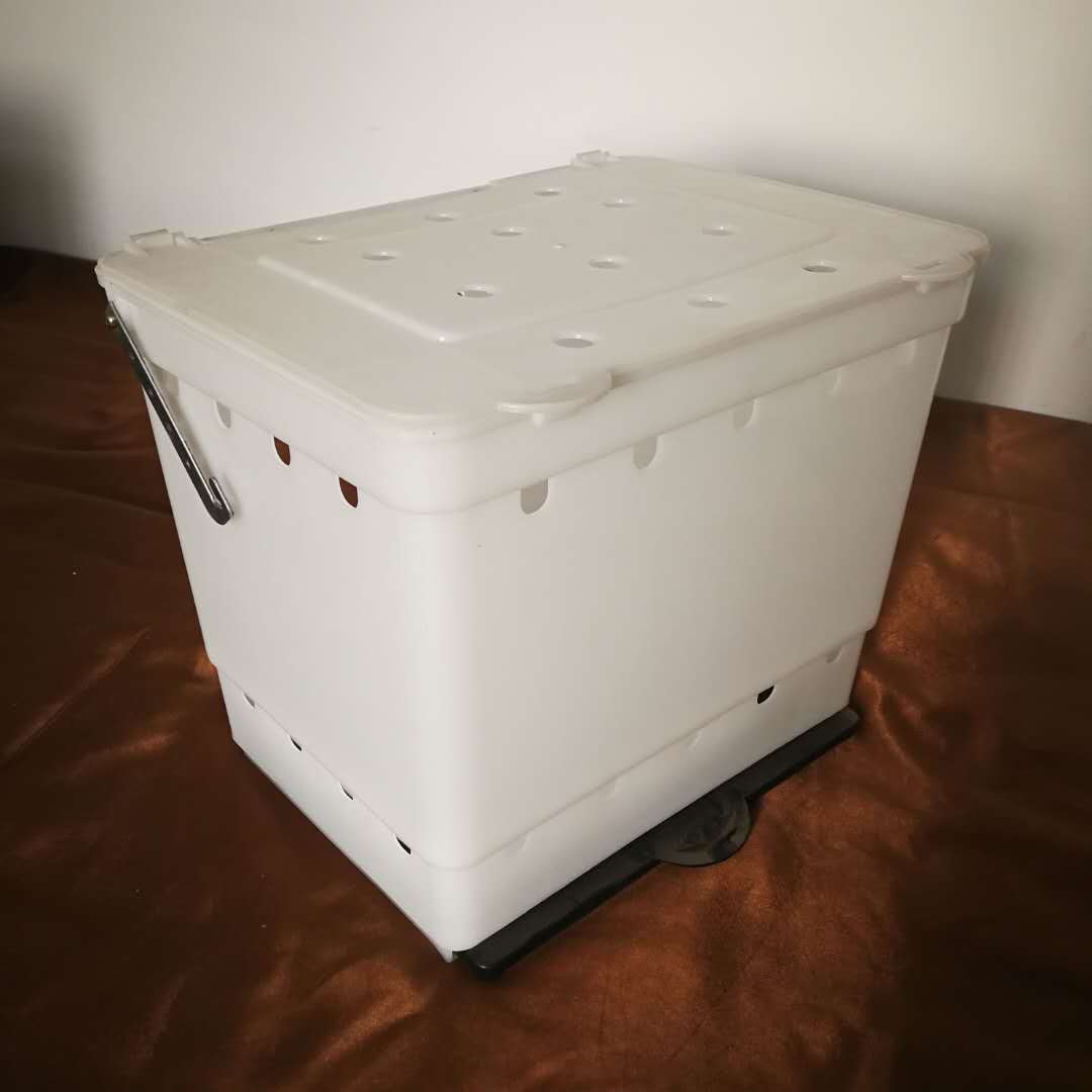 养殖兔子兔子产箱