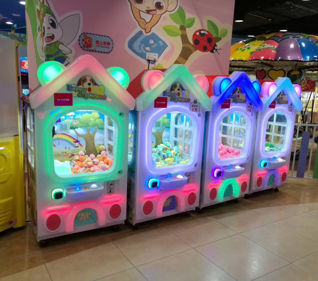 新款儿童娃娃机迷你抓娃娃机厂家直销小型夹公仔机游戏机可定制