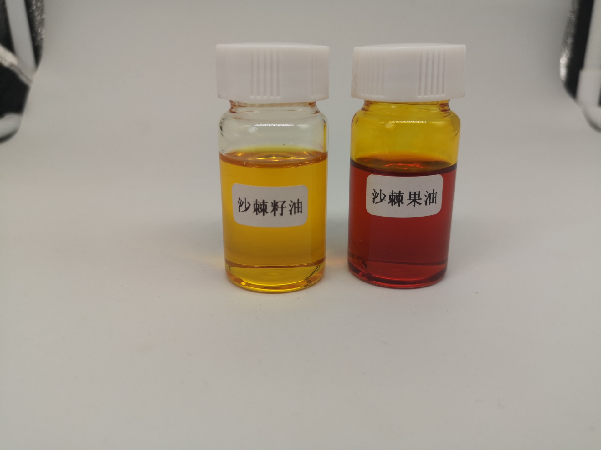 供应沙棘油seabuckthorn oil沙棘果油