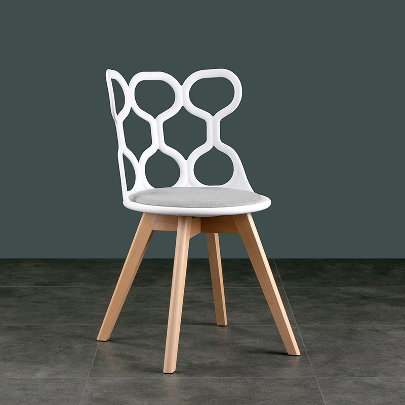 特色椅子批发 创意实木餐椅休闲椅简约洽谈椅 商场小户型桌椅组合