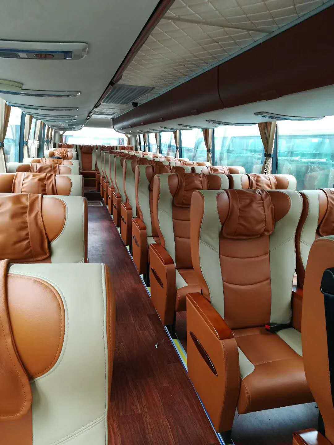 客车(2 1)大商务座椅 usb充电座椅 活动头枕(生产厂家)