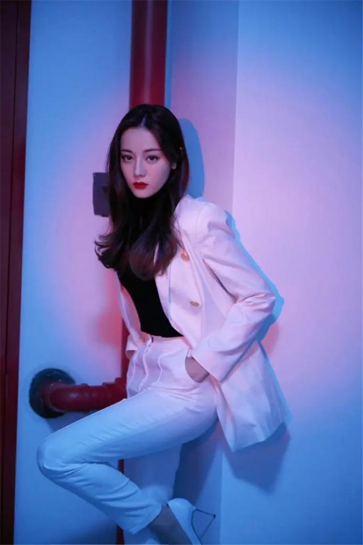 迪丽热巴明星同款白色西装套装女气质春季新款职业西服两件套8130