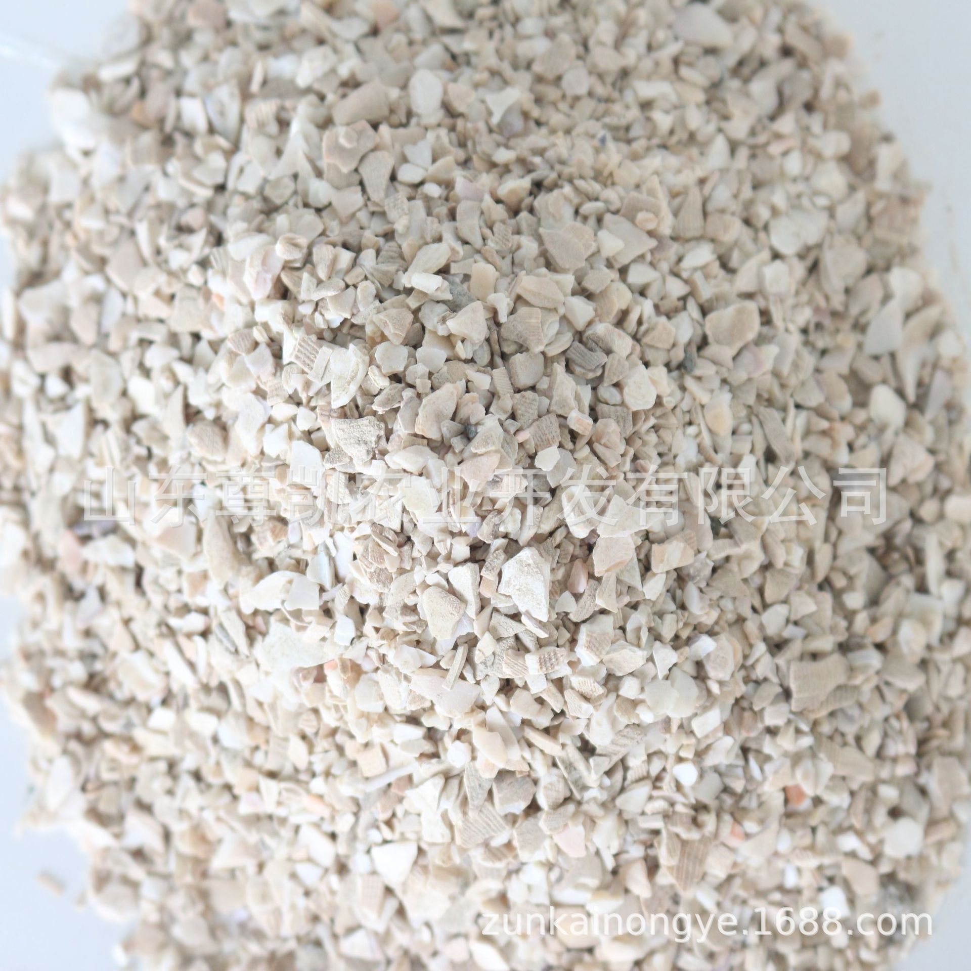 贝壳粉颗粒鸡鸭鹅鸽子用贝壳粉饲料啄蛋有效果贝壳原料