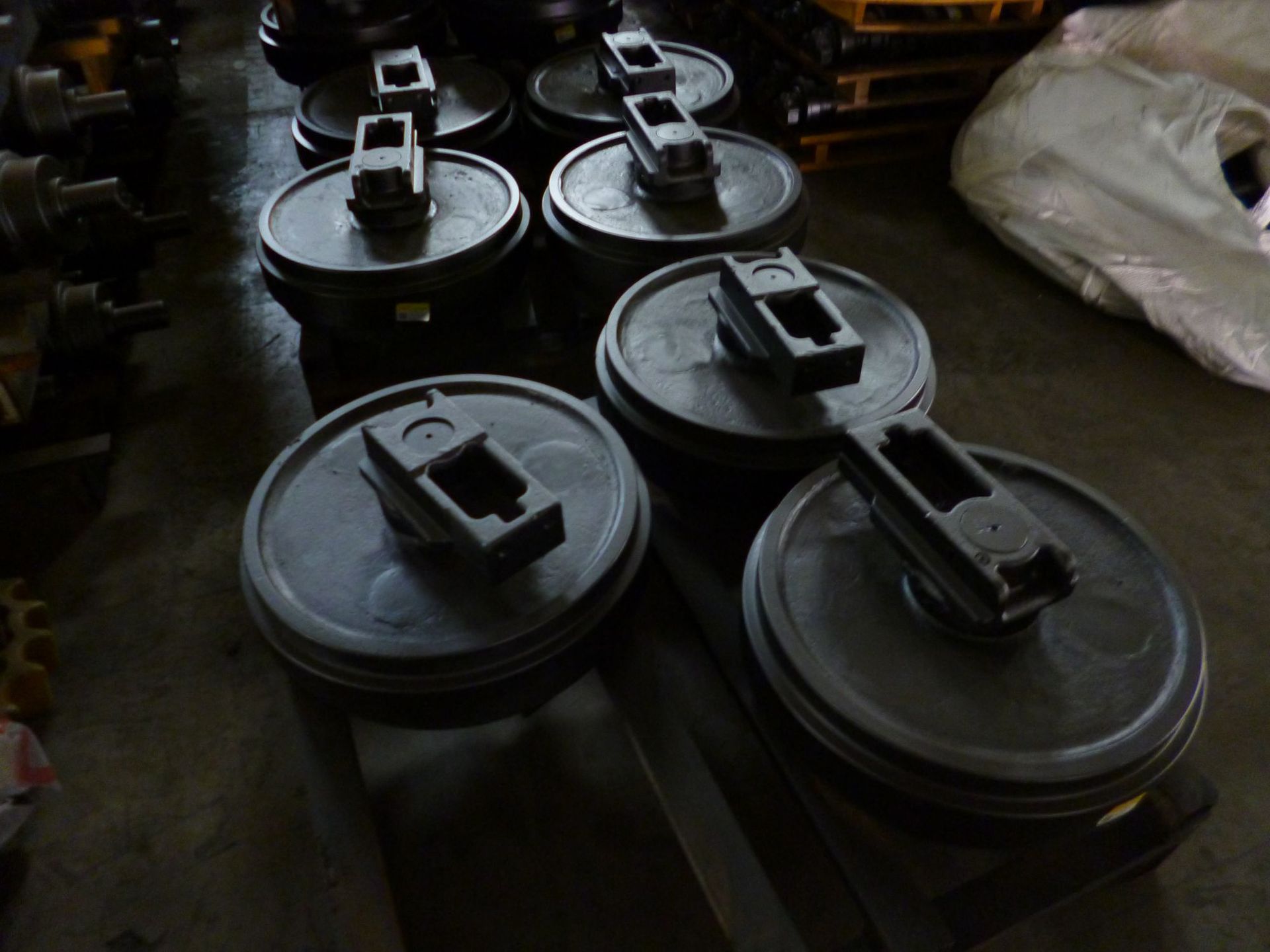 三一sy215 235 285 365 挖掘机引导轮 导向轮