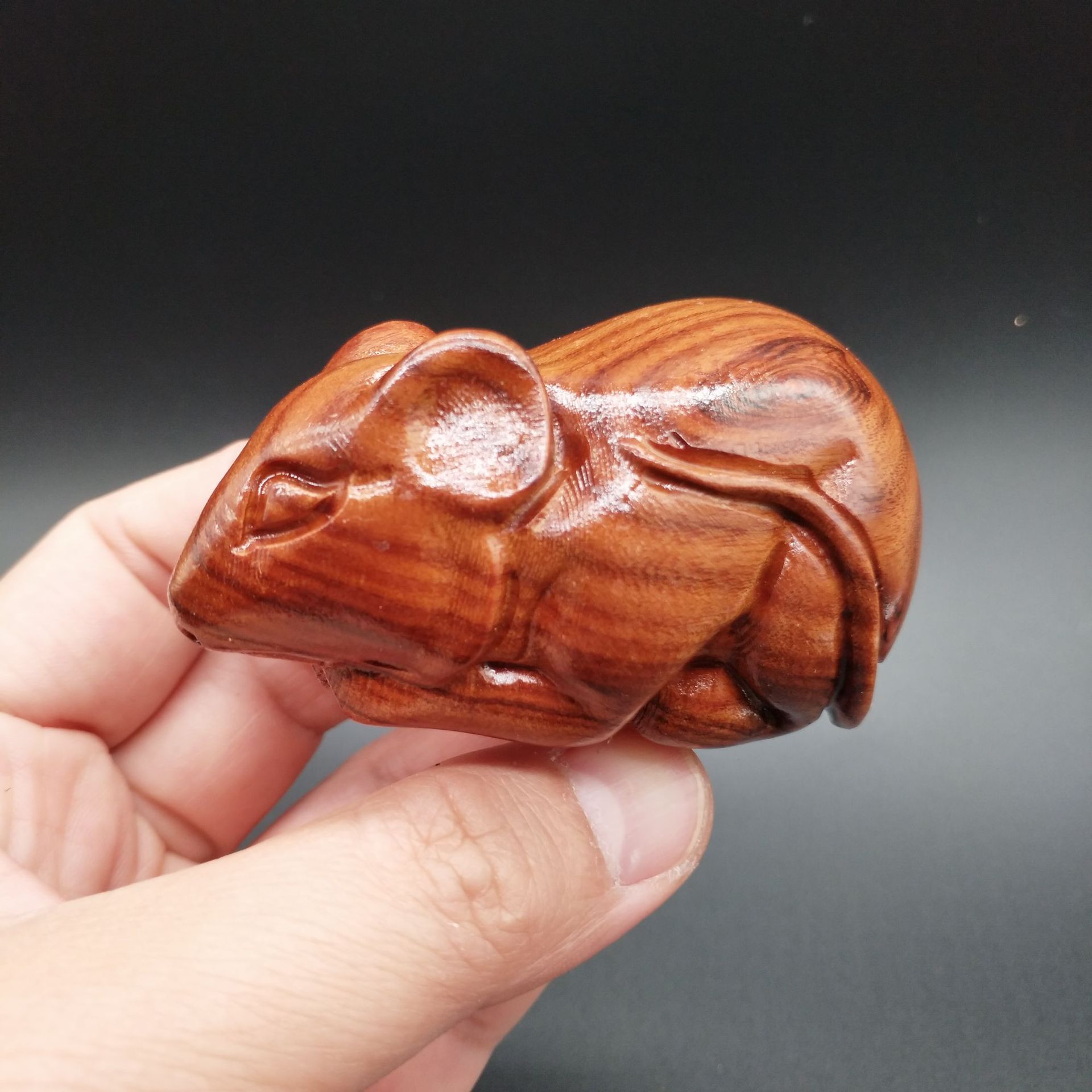 老挝花梨木白酸枝手把件雕刻十二生肖摆件木雕庙会热卖木制工艺品