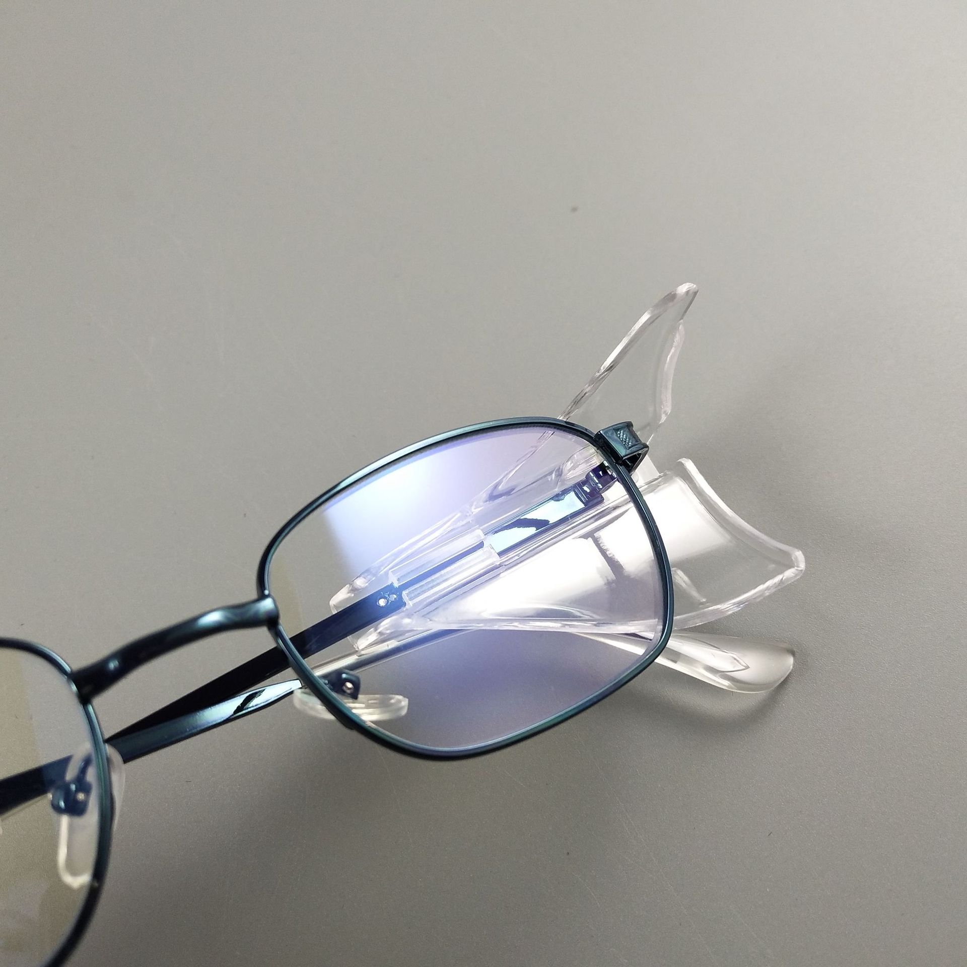 防辐射眼镜证书齐全商品描述是否跨境出口专供货源是有可授权的自有