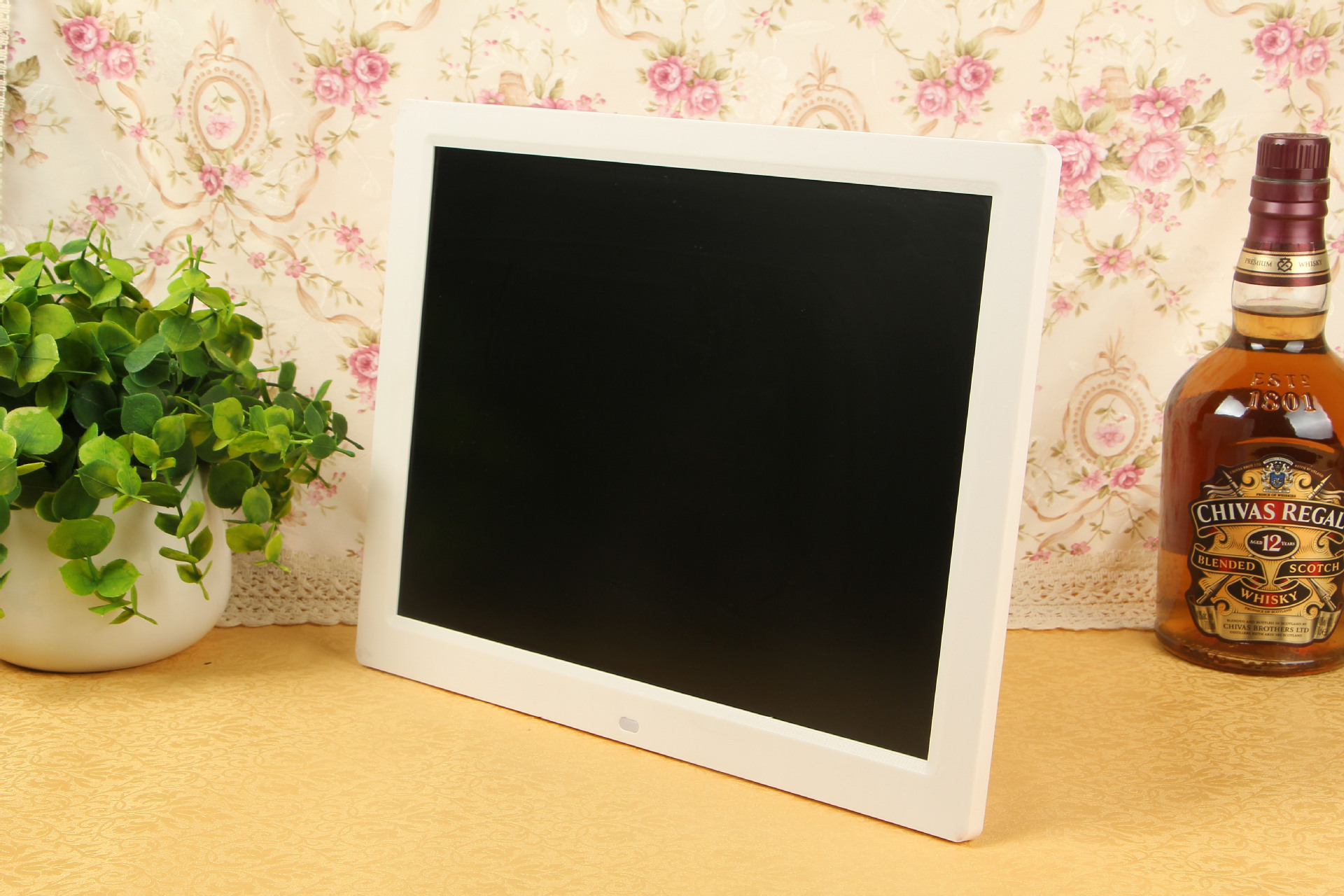 15寸多功能高清数码相框 电子相册 视频广告机厂家直销一件代发