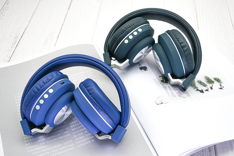 跨境新款m8 插卡头戴式蓝牙耳机 无线折叠重低音运动蓝牙耳机批发