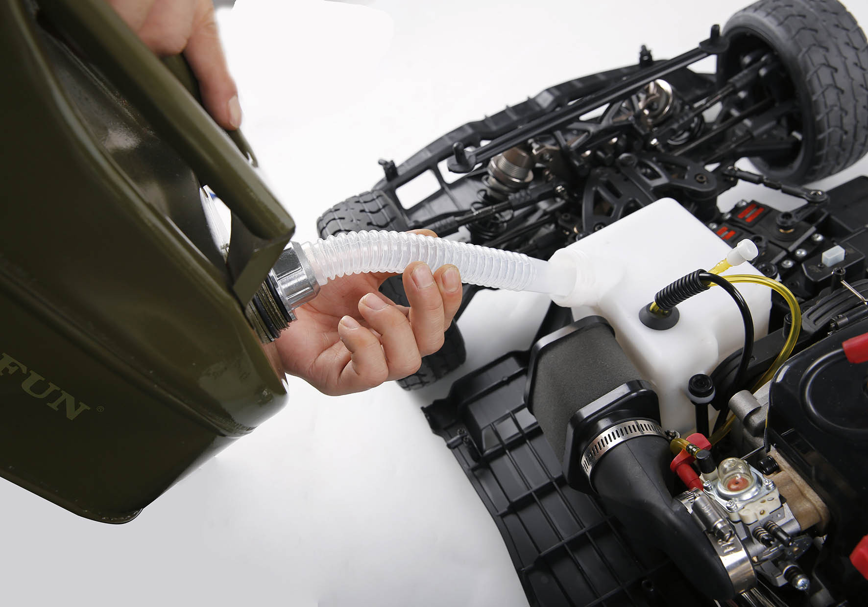 5l 加厚 自带导油管 金属 防爆便携 汽油 油箱 油桶 69032