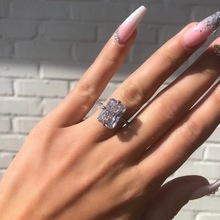 臻荣wish欧美时尚热卖订婚求婚公主方钻戒指 电镀18k白金指环手饰