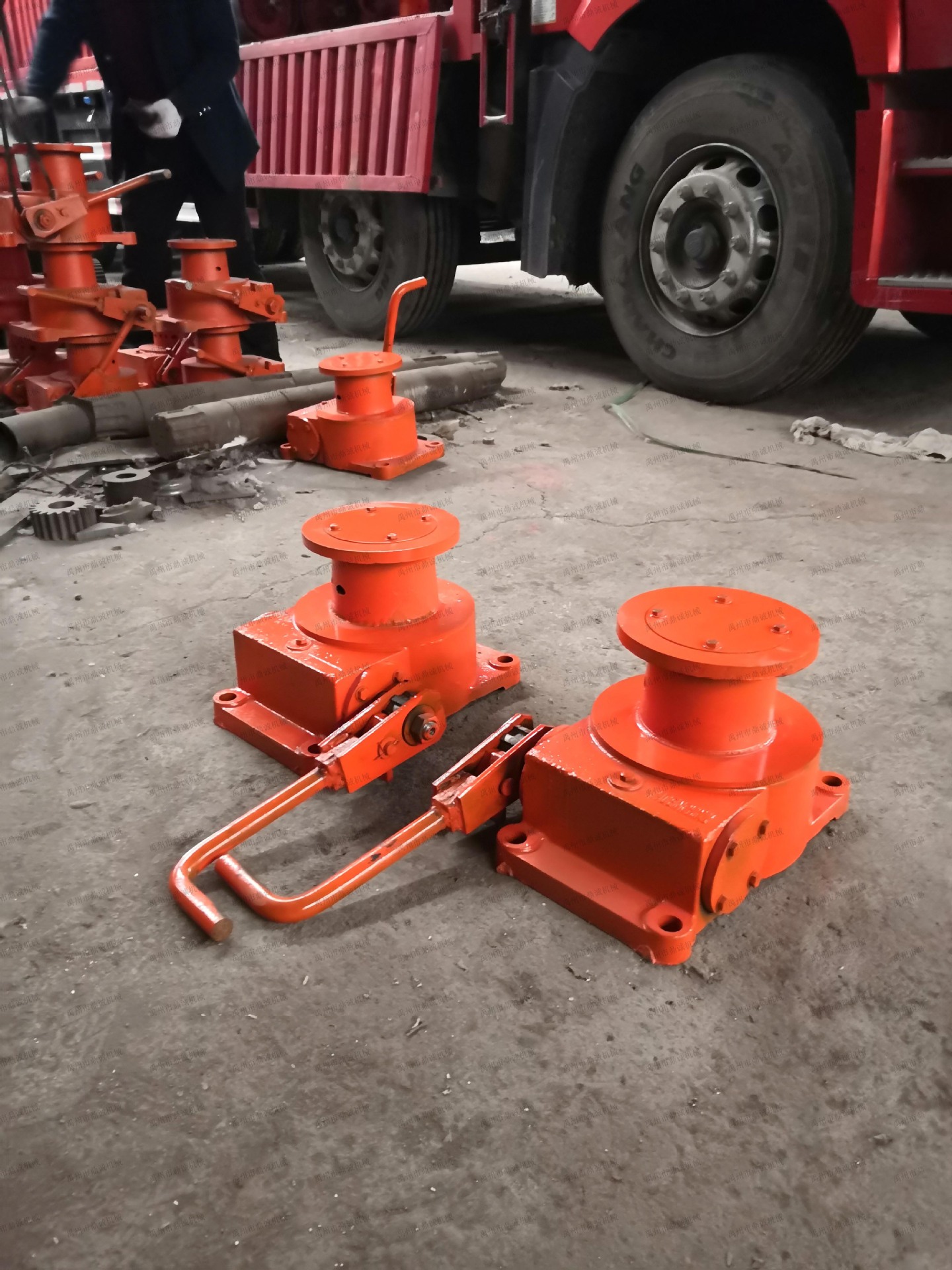 鼎诚机械厂家直供矿用皮带机配件涡轮卷筒 手动紧涨器120型铸铁