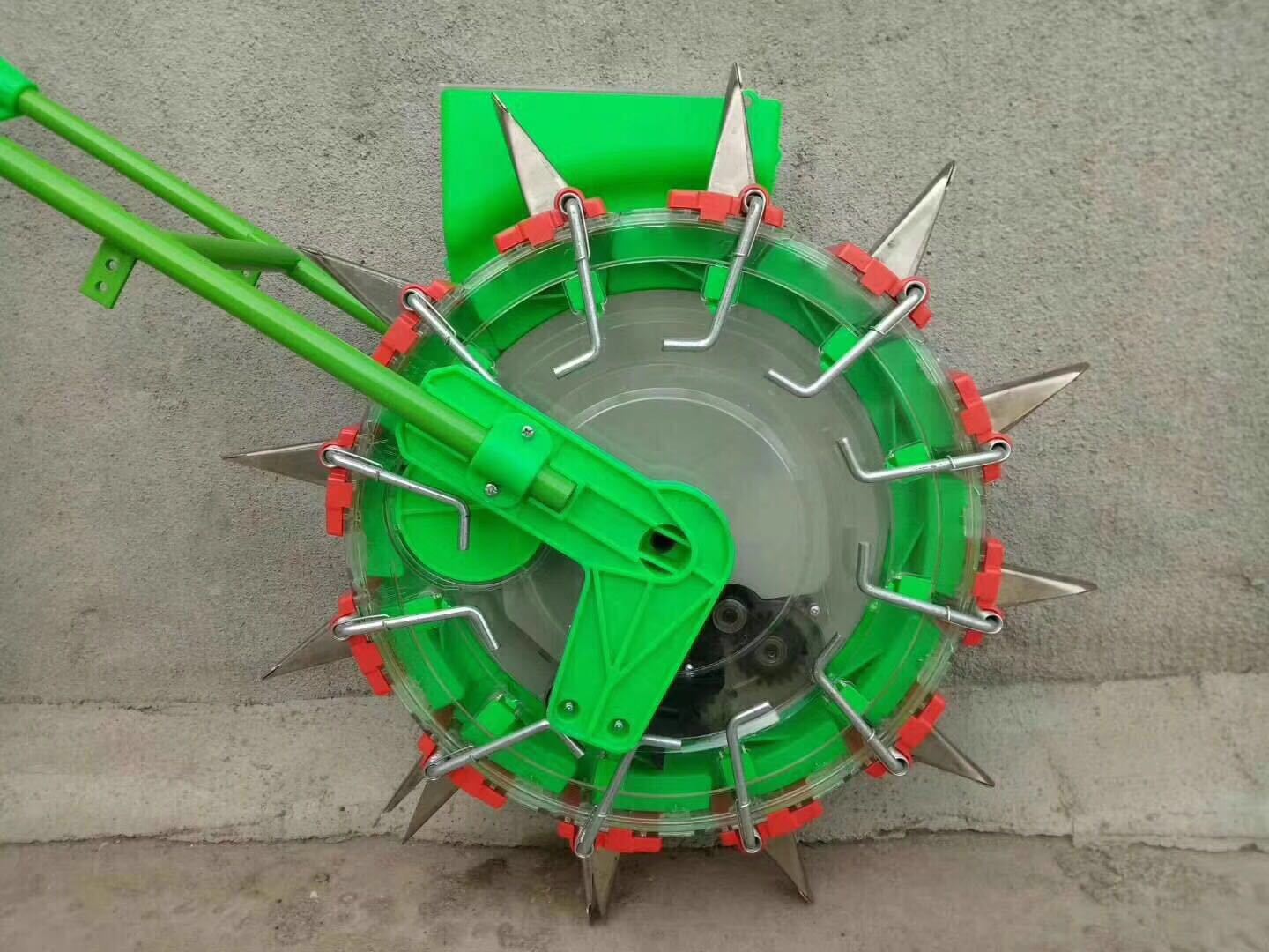 手推多功能播种器 玉米大豆5-12嘴播种种植带压辊轮手推式播种器