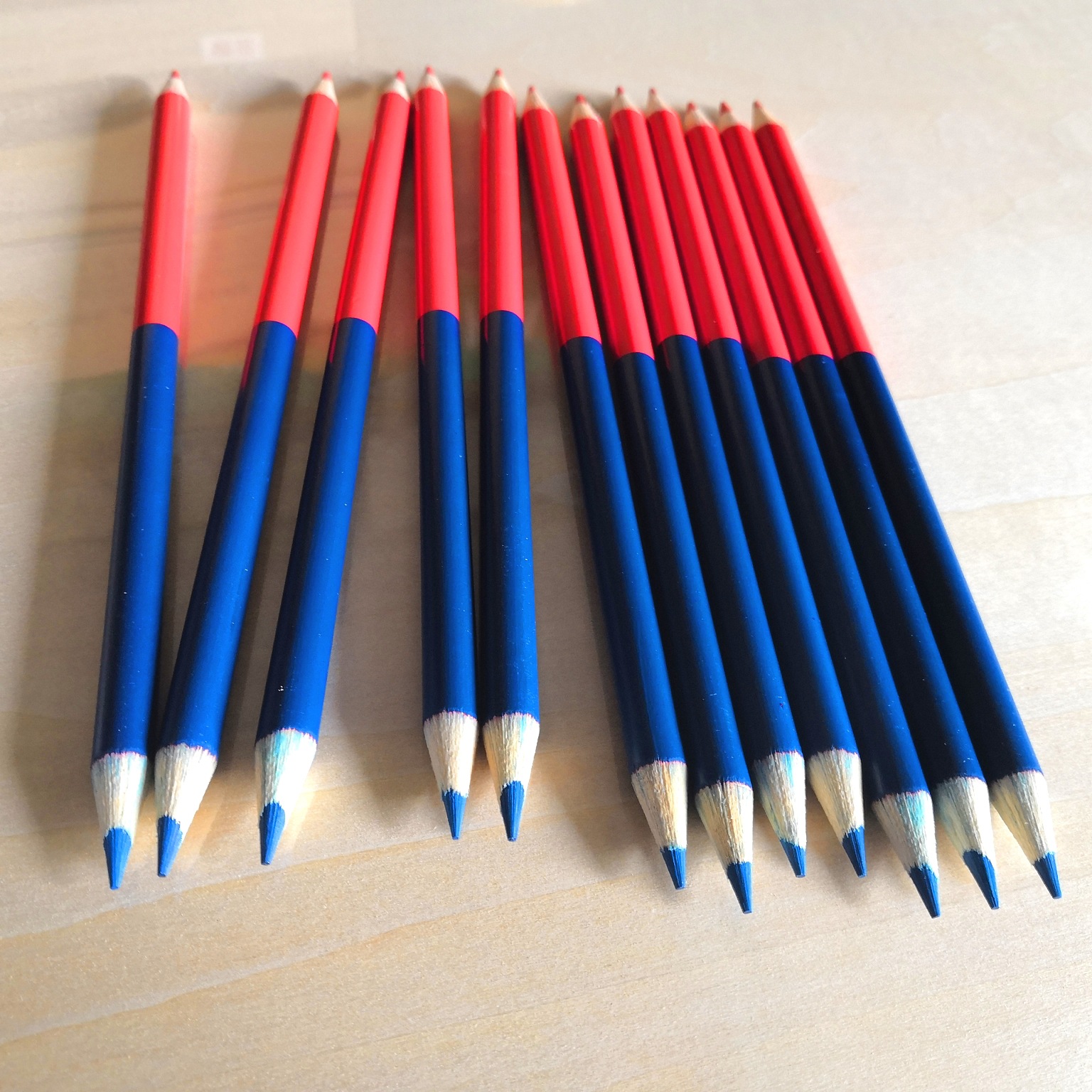 厂家批发12支装木制红蓝铅笔双头木工划线记号笔绘图画画彩色铅笔